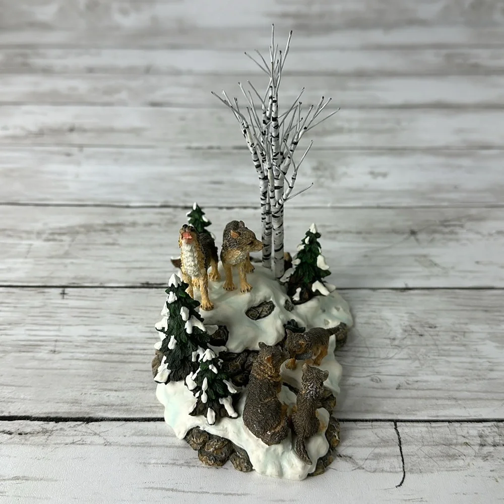 Department 56 WOLVES in the WOODS 52765 Village accessory